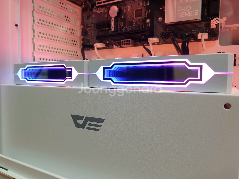 미사용 ) 9800X3D & RTX5070TI 컴퓨터--6