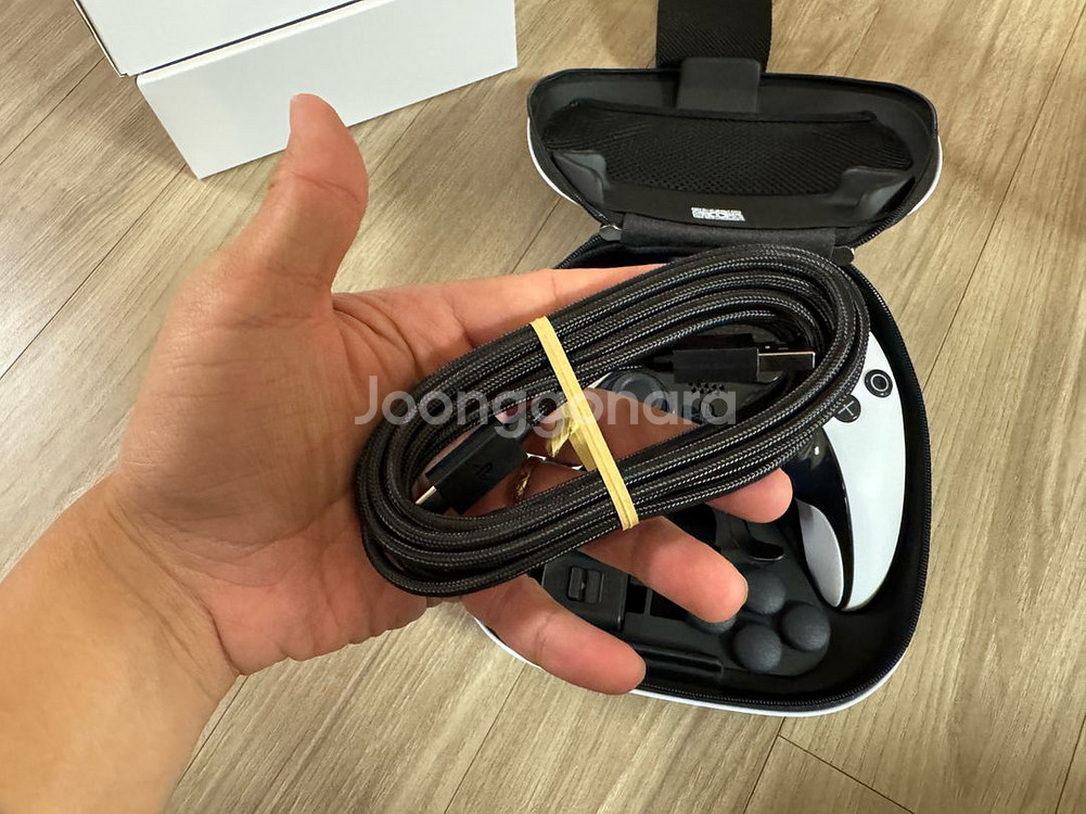 플레이스테이션 듀얼센스 엣지 판매합니다--5