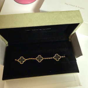 반클리프 알함브라 5모티브 오닉스 팔찌