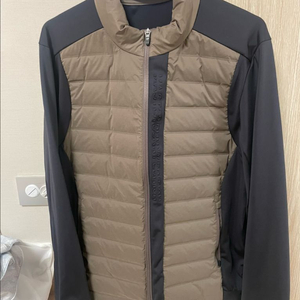 마스터바니 패딩 자켓(정품, 1회 사용)