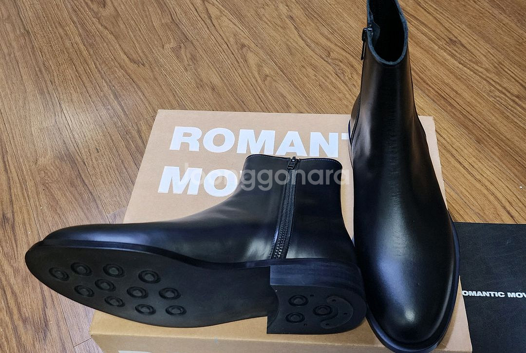 [새상품]로맨틱무브 뉴탐페레 집업부츠 260사이즈--1