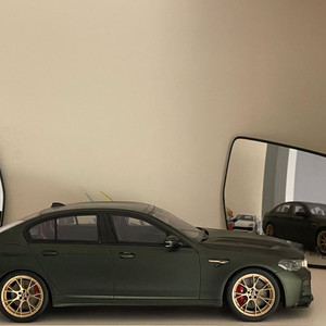 지티스피릿 BMW M5 CS 무광 1:18 다이캐스트