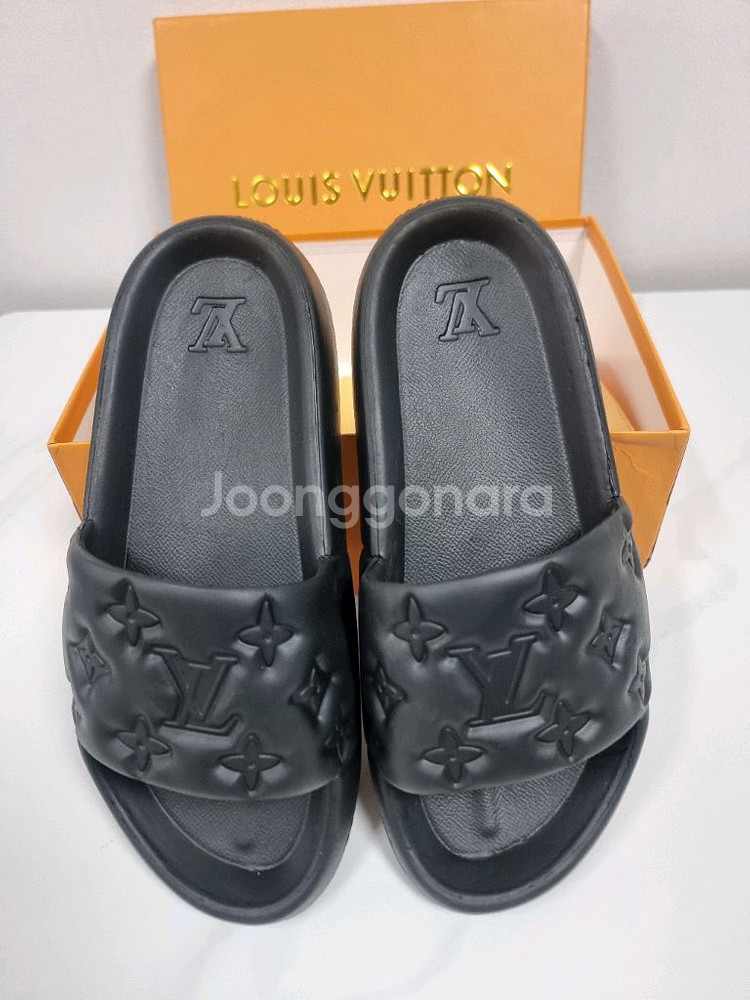 루이비통 슬리퍼--4