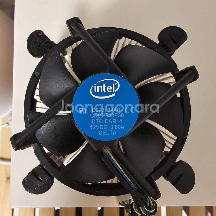 CPU 쿨러 판매합니다--1