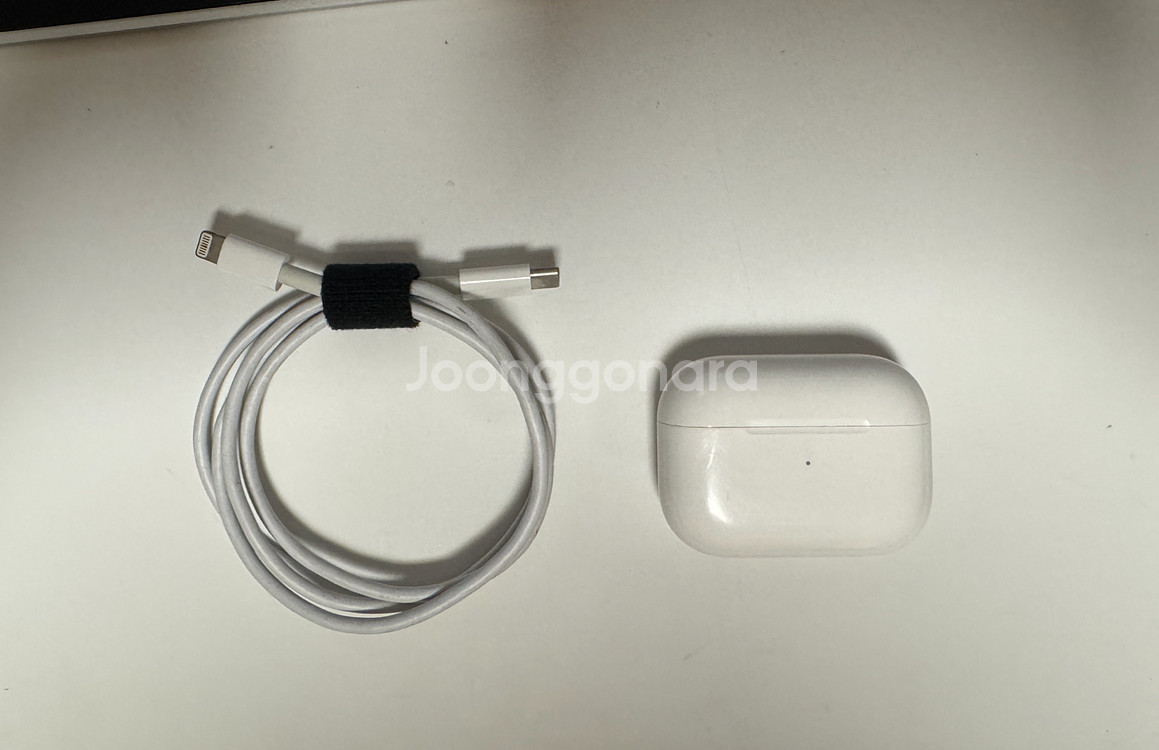 애플 에어팟 프로 2세대--4