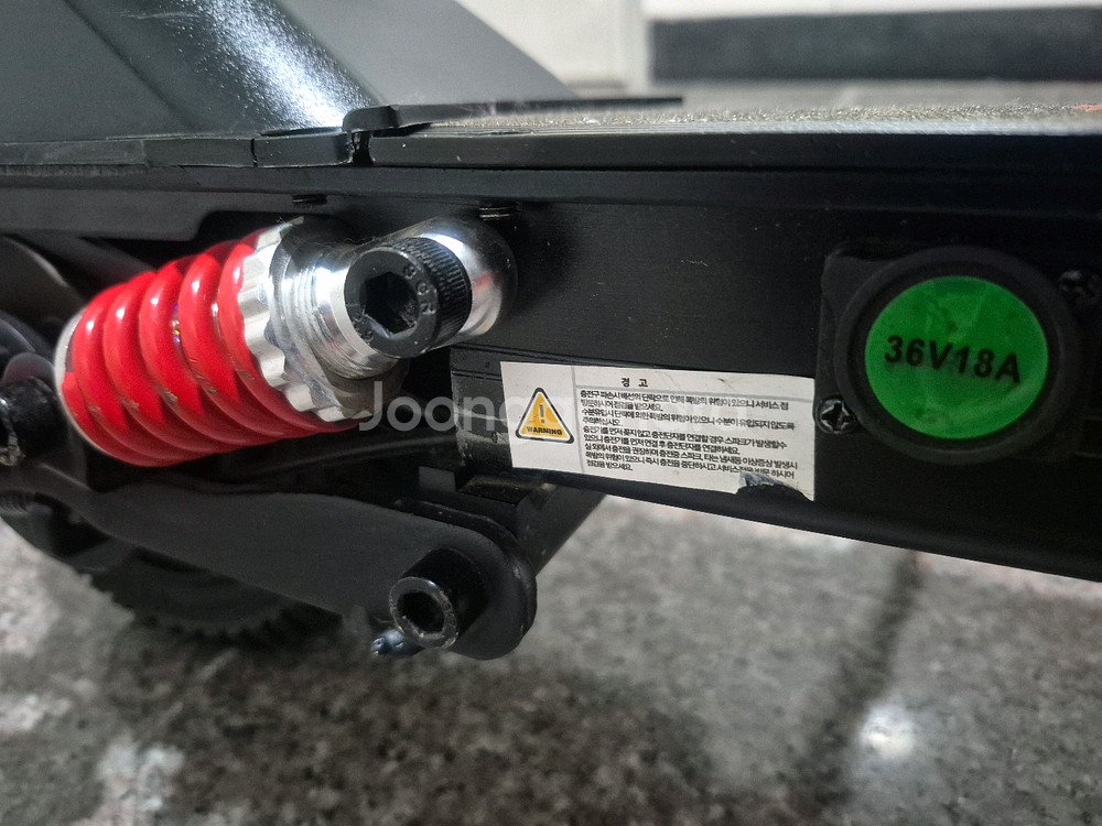 전동킥보드 레드윙 36v 18ah--3