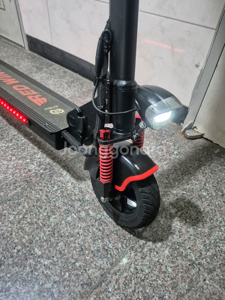 전동킥보드 레드윙 36v 18ah--1