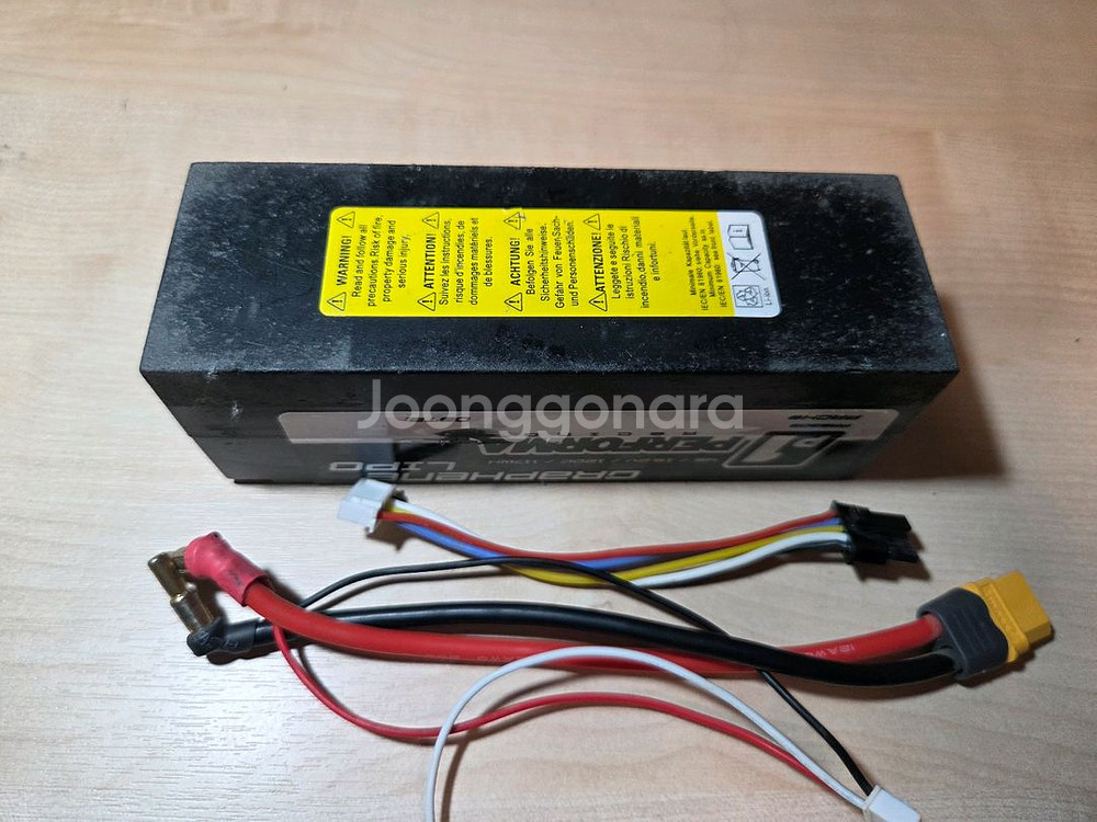 4셀 리포배터리 팝니다--1