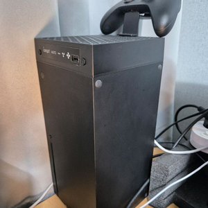 엑스박스 시리즈 x (쿨러 포함)