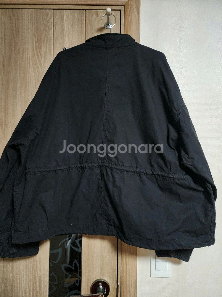 RARE 남여공용 오버핏 블랙 야상 점퍼--1