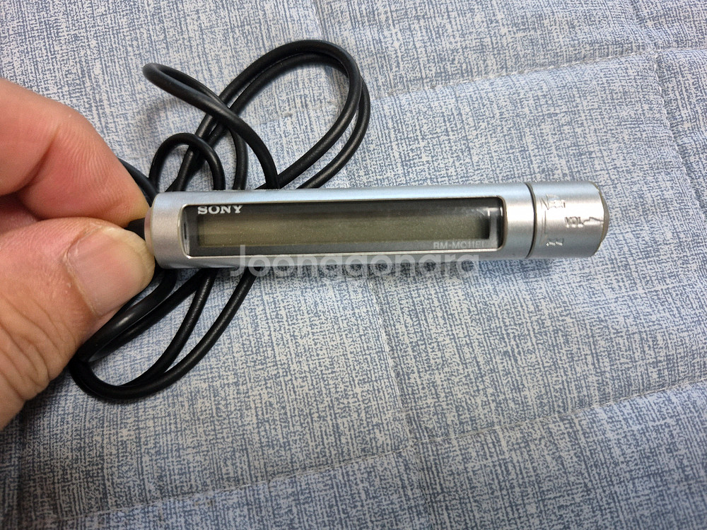 SONY D-E888 보라색상 판매합니다.--6