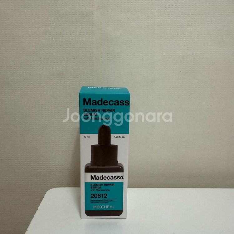 메디힐 마데카소사이드 흔적 리페어 세럼 40ml--0