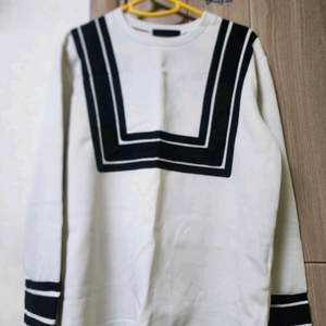 화이트 세일러 카라 긴팔 티셔츠