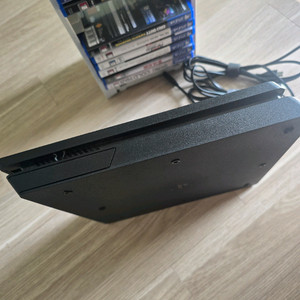 PS4 슬림