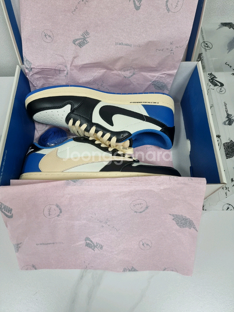 조던 1 x 트래비스 스캇 x 프라그먼트 레트로 로우--2