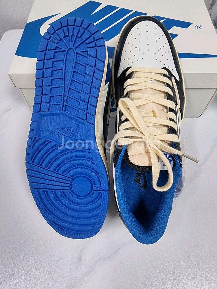 조던 1 x 트래비스 스캇 x 프라그먼트 레트로 로우--7