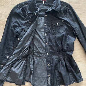 라코스테 울 니트38. 게스 코튼 셔츠XS