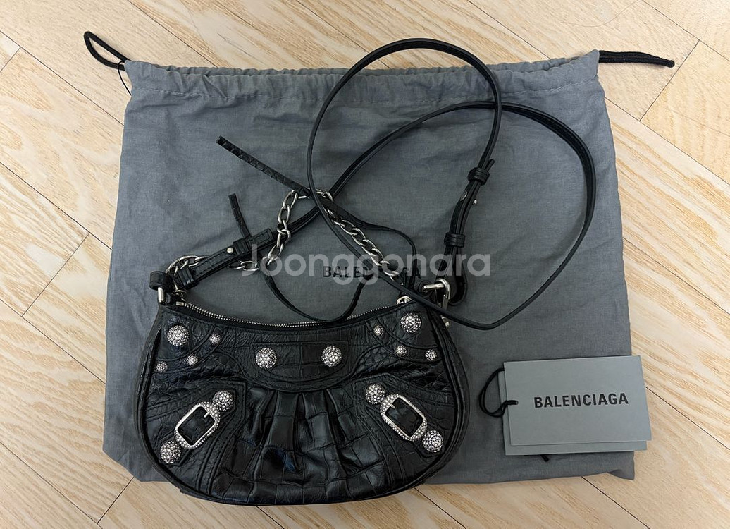 발렌시아가 크로커다일 르 카골 미니 체인 숄더백--5