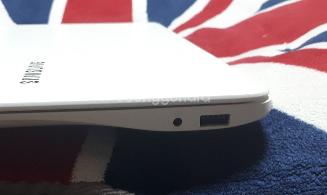 삼성 노트북 아티브 NT110S1J--1