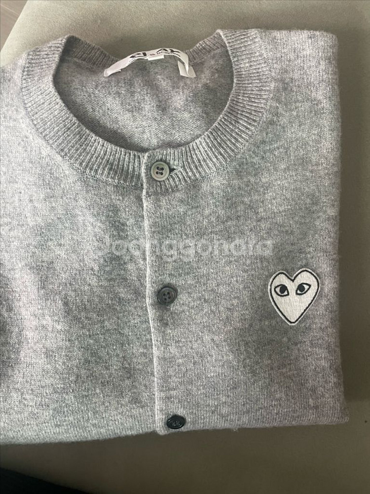 꼼데가르송 화이트와펜 여성 가디건 M사이즈--0