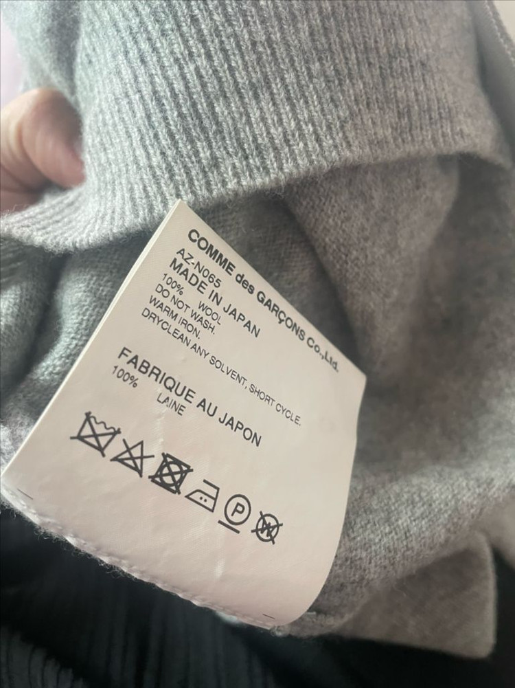 꼼데가르송 화이트와펜 여성 가디건 M사이즈--4