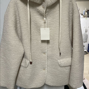 아이보리 후드 뽀글이 자켓 (새상품)