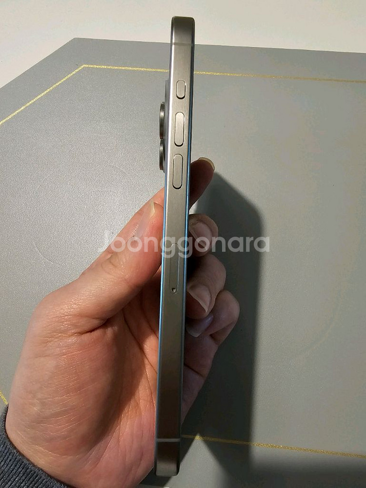 아이폰 15 프로 맥스 512 내츄럴 티타늄 (애케플 포함) 팝니다.--3