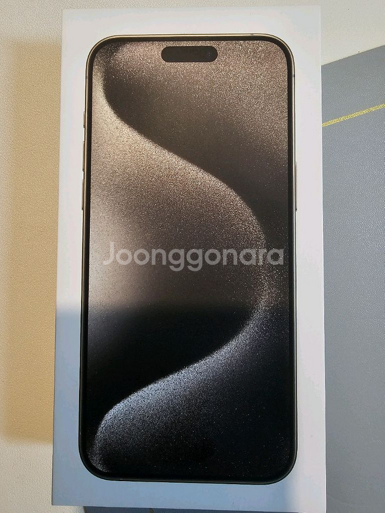 아이폰 15 프로 맥스 512 내츄럴 티타늄 (애케플 포함) 팝니다.--9