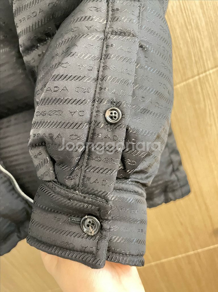 프라다 리나일론 자카드 패딩--4