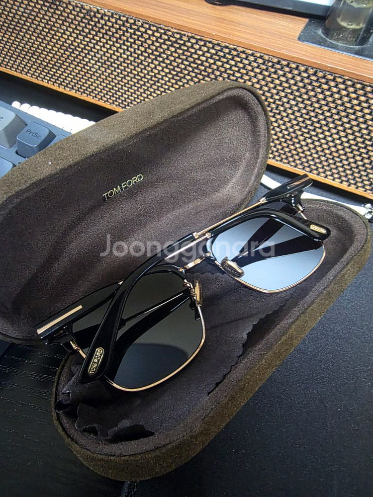 톰포드 선글라스--7