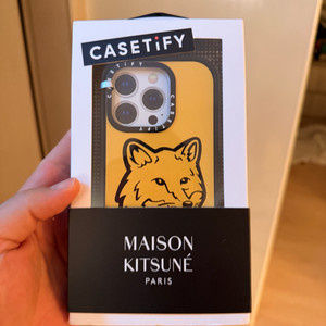 아이폰15프로 맥세이프지원 메종키츠네 케이스 새상품