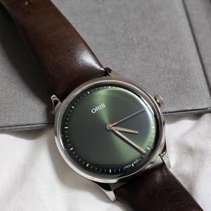 오리스 아뜰리에 S 그린 오토매틱 시계