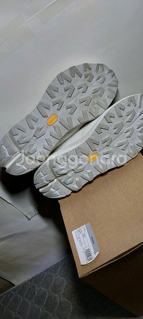 지오송지오 가죽 스니커즈 275--6