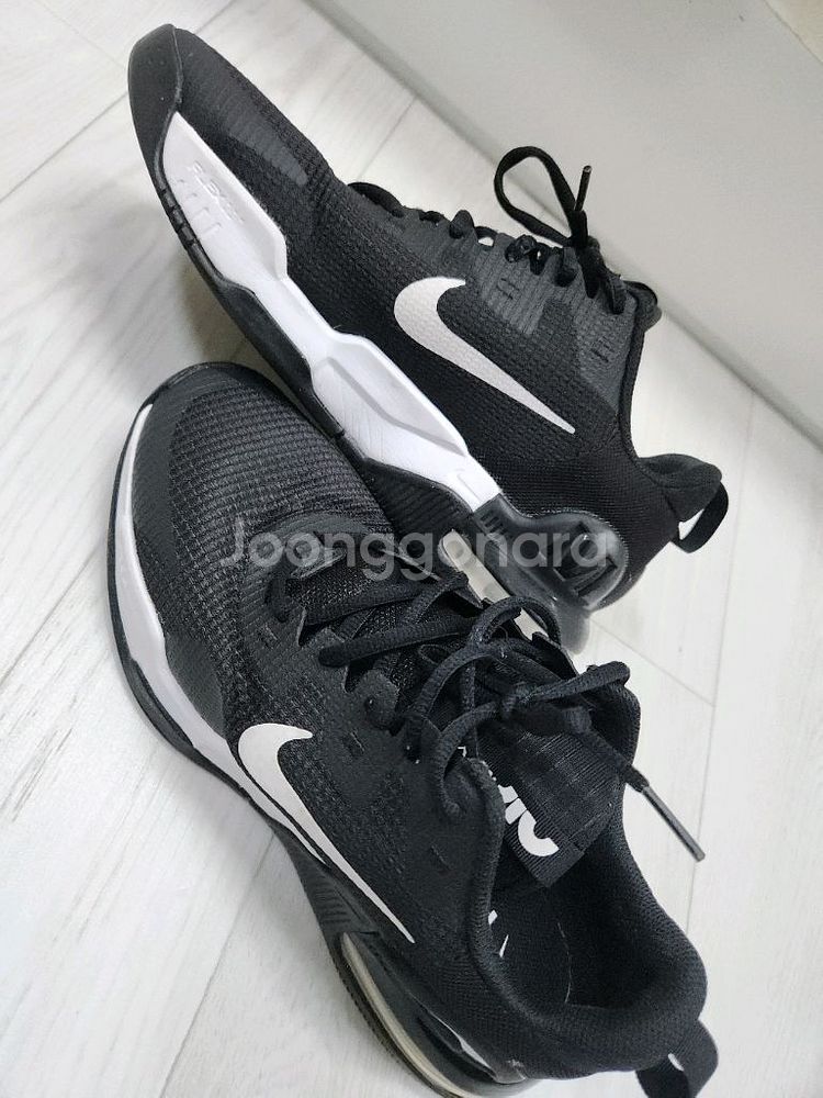 나이키 에어맥스 알파 트레이너5 / 265--3