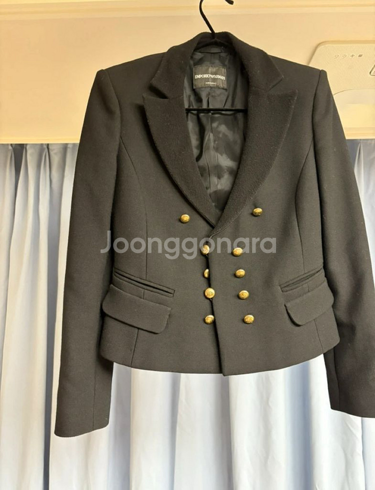 엠포니아 알마니 숏자켓 42--0