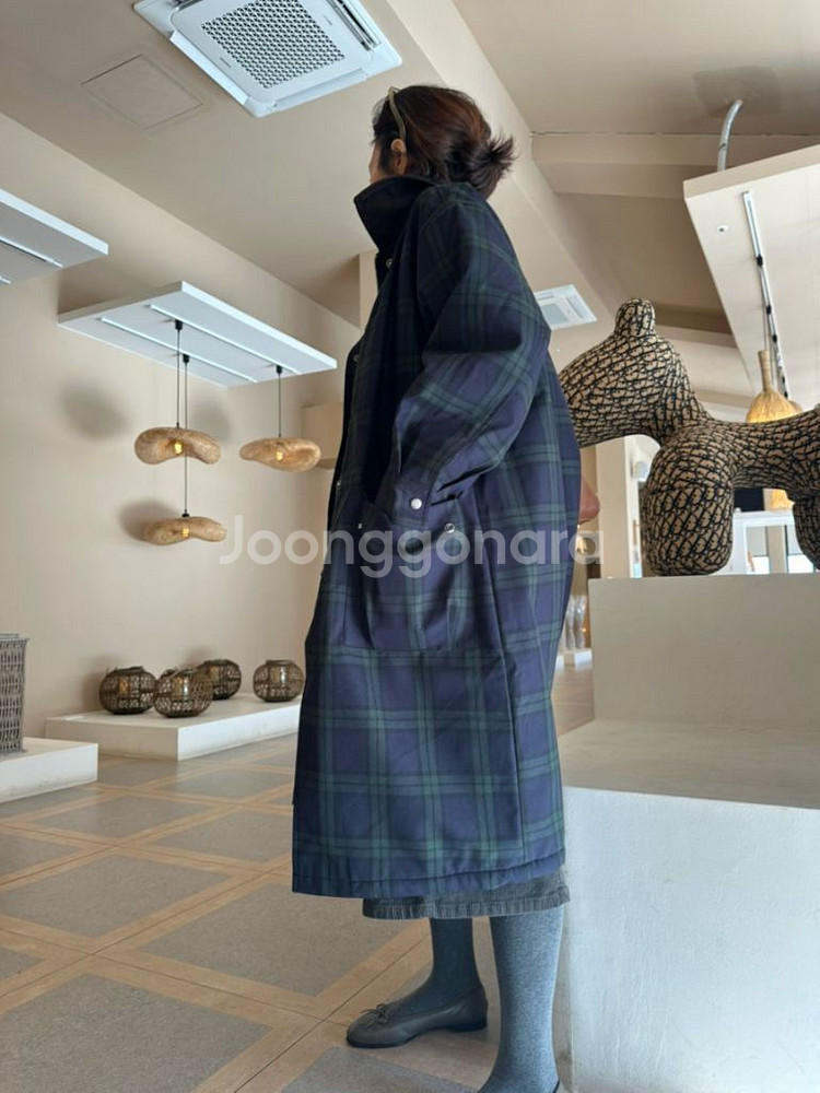 [배럴라이프마켓] 윈터 잉글체크 퍼 코트/새상품--6