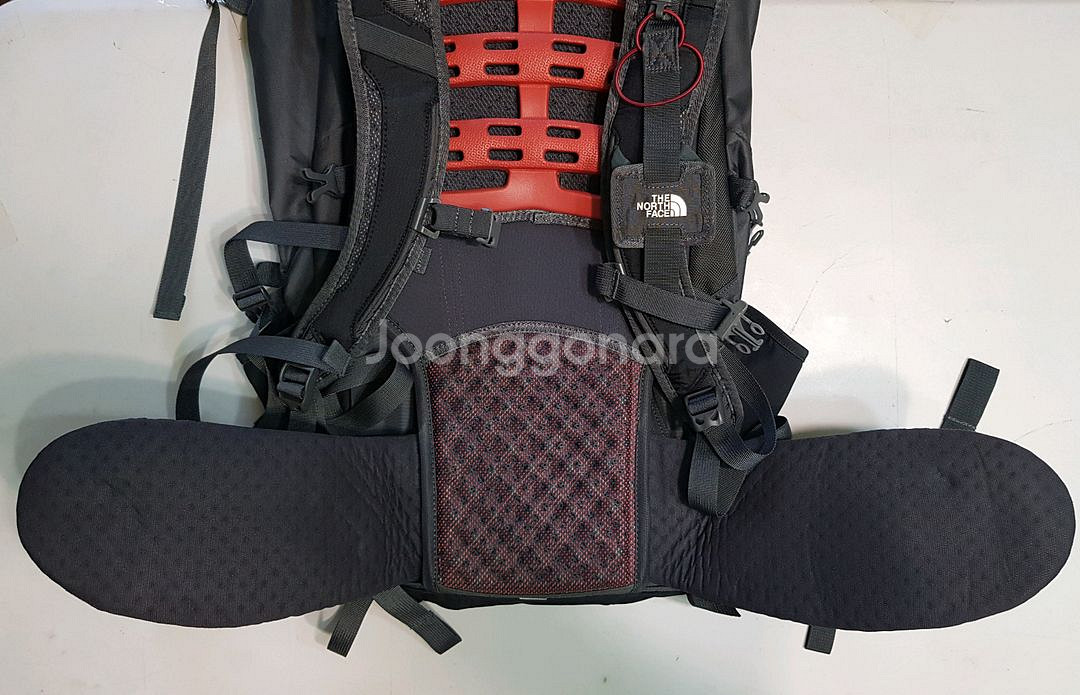 노스페이스 등산 경량 배낭 skareb 50--2