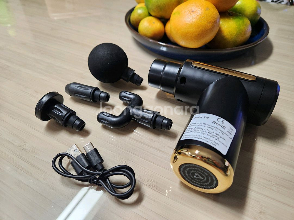 마사지 건 남녀공용 마사지기 안마기(새상품)--1