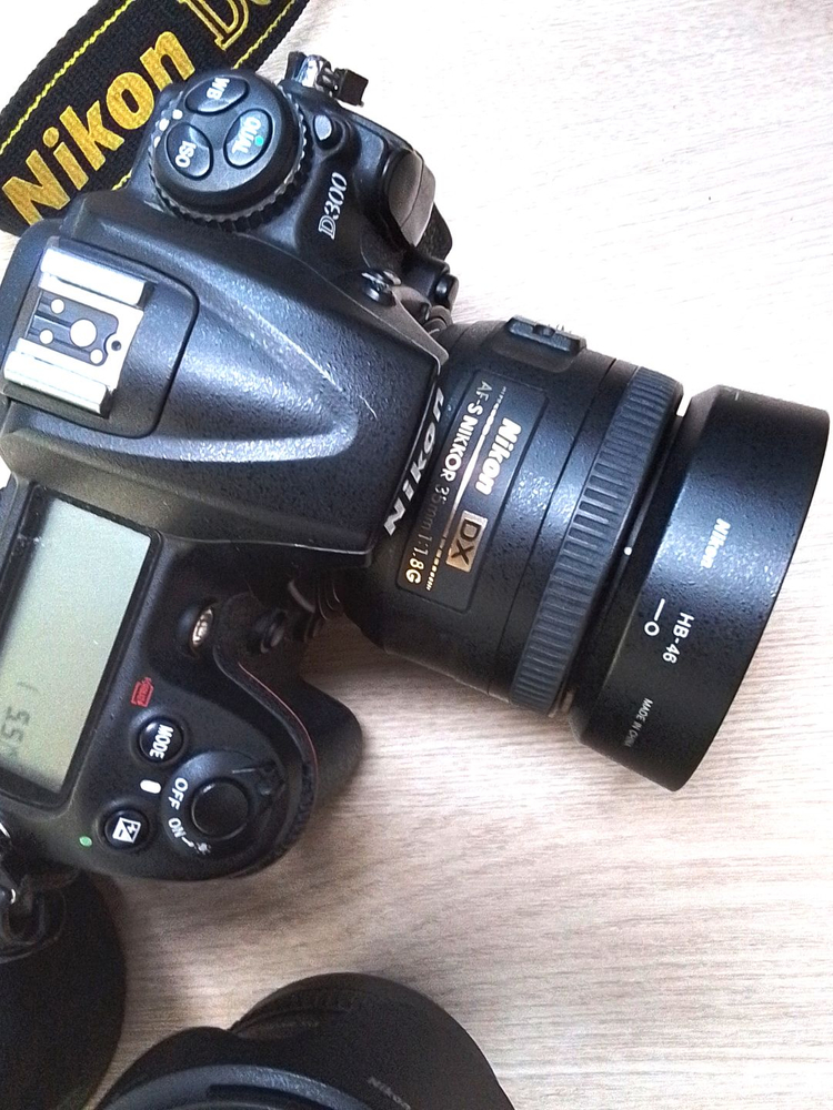 니콘 D300 DSLR 카메라 + 16-85mm +35mm +맨프로토 삼각대 일괄 판매 이미지
