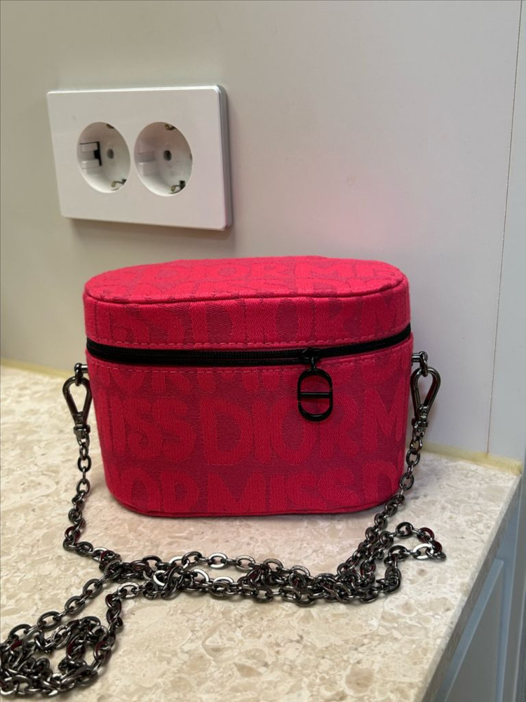 미스디올 뷰티 파우치 베니티 이미지