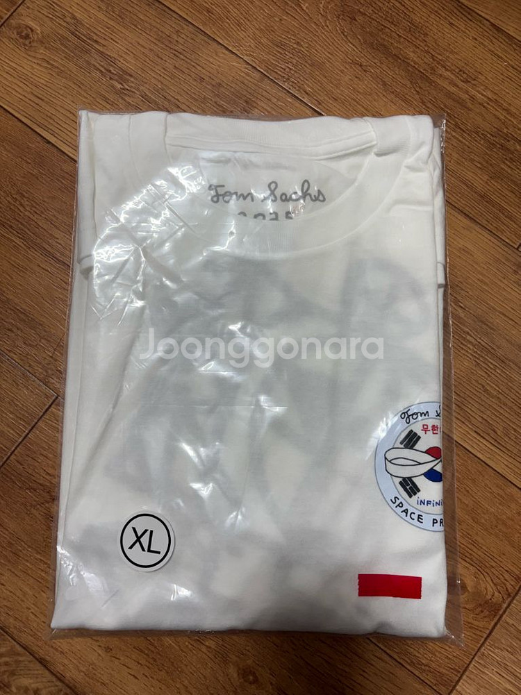톰 삭스 한국 전시 굿즈 로켓 티셔츠--2