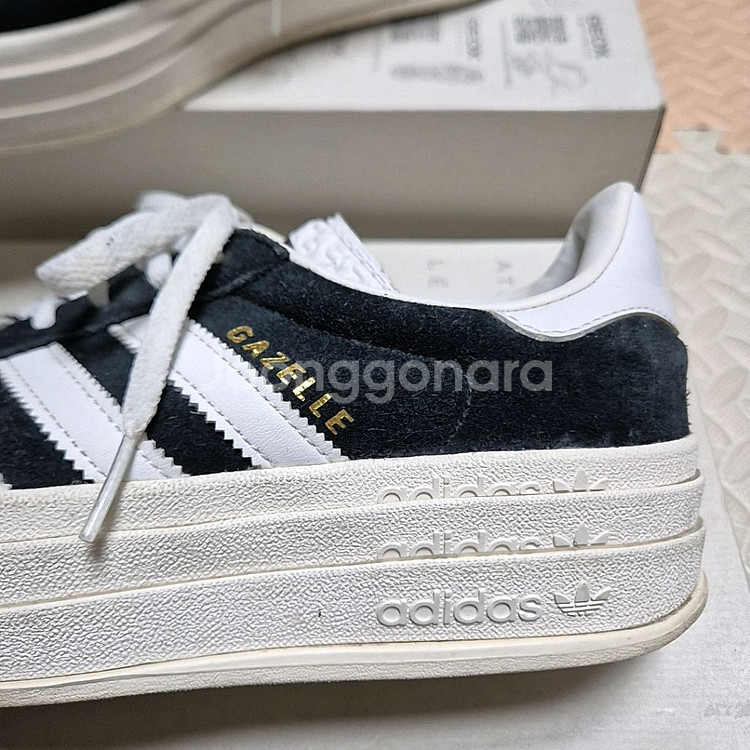 아디다스 가젤 볼드--4