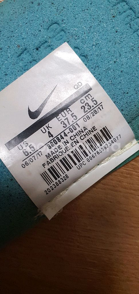 여.230+) 나이키 여성 러닝 운동화, 헬스 요가--1