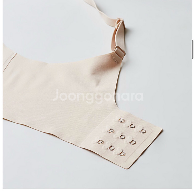 새상품 스파오 심리스 볼륨 후크타입 브라 L 블랙--2