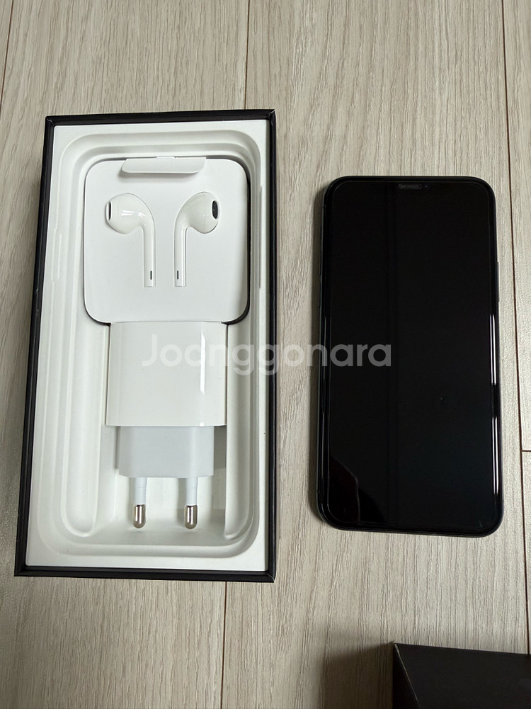 아이폰11 프로 64GB--1