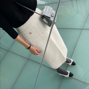 비그레이 트위드 스커트 El tweed