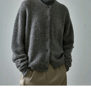 파사드패턴 알파카 에센셜 가디건