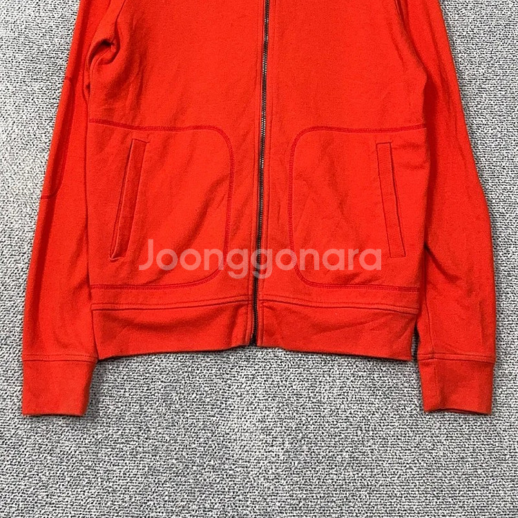 데상트 로고 레드 기능성 후드 집업 L--3