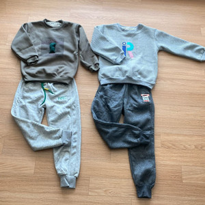 새상품)140 도톰 융기모 맨투맨+바지 상하복세트 2벌