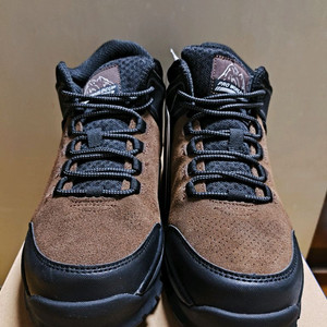 (새상품)등산화 260사이즈 프로월드컵 트레킹화 운동화